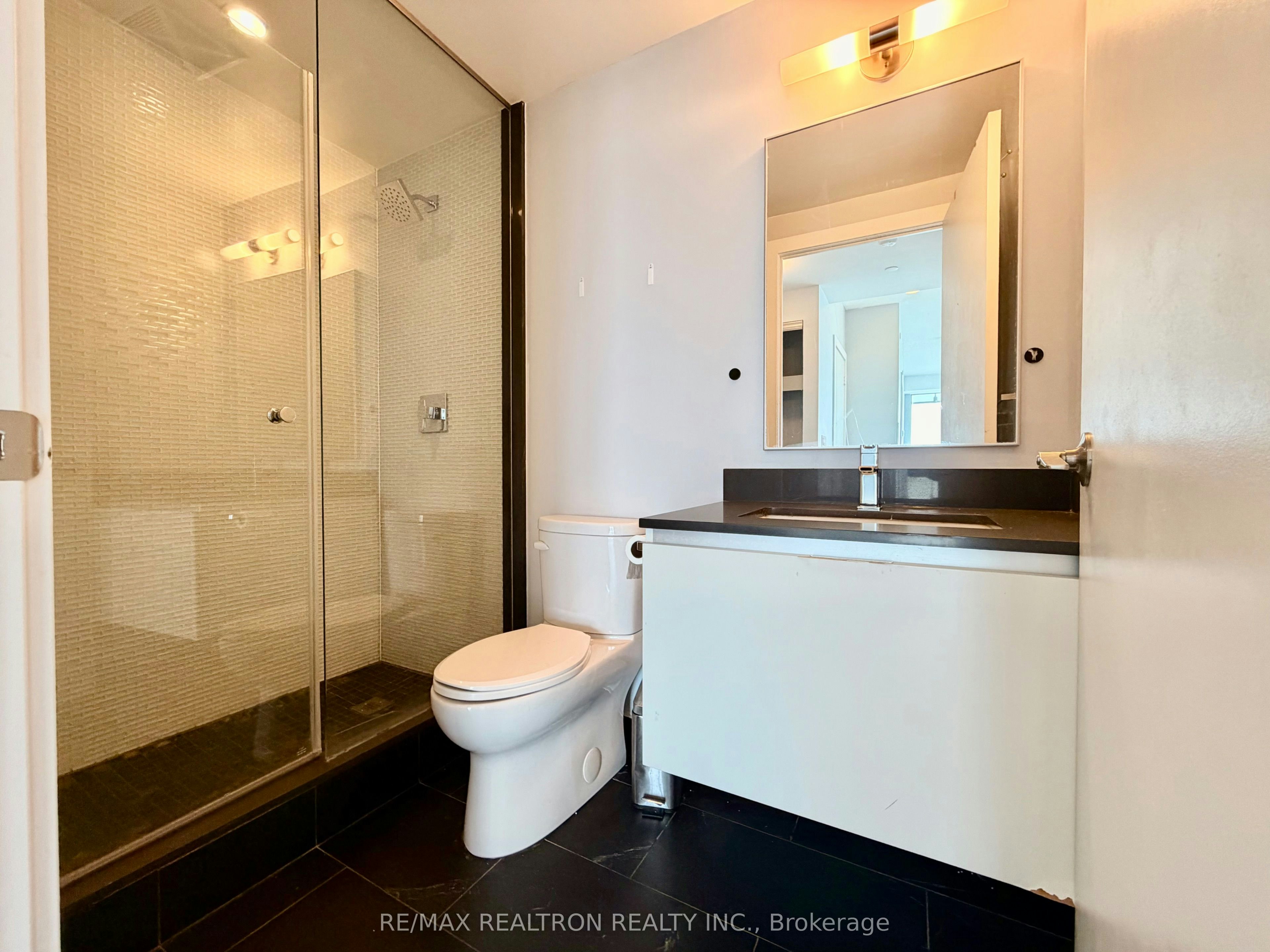 2806-200 Bloor Street W, Toronto, ON, M5S 1T8 - 12