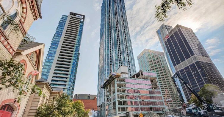 3404-1 Yorkville Avenue, Toronto, ON, M4W 0B1 - 5