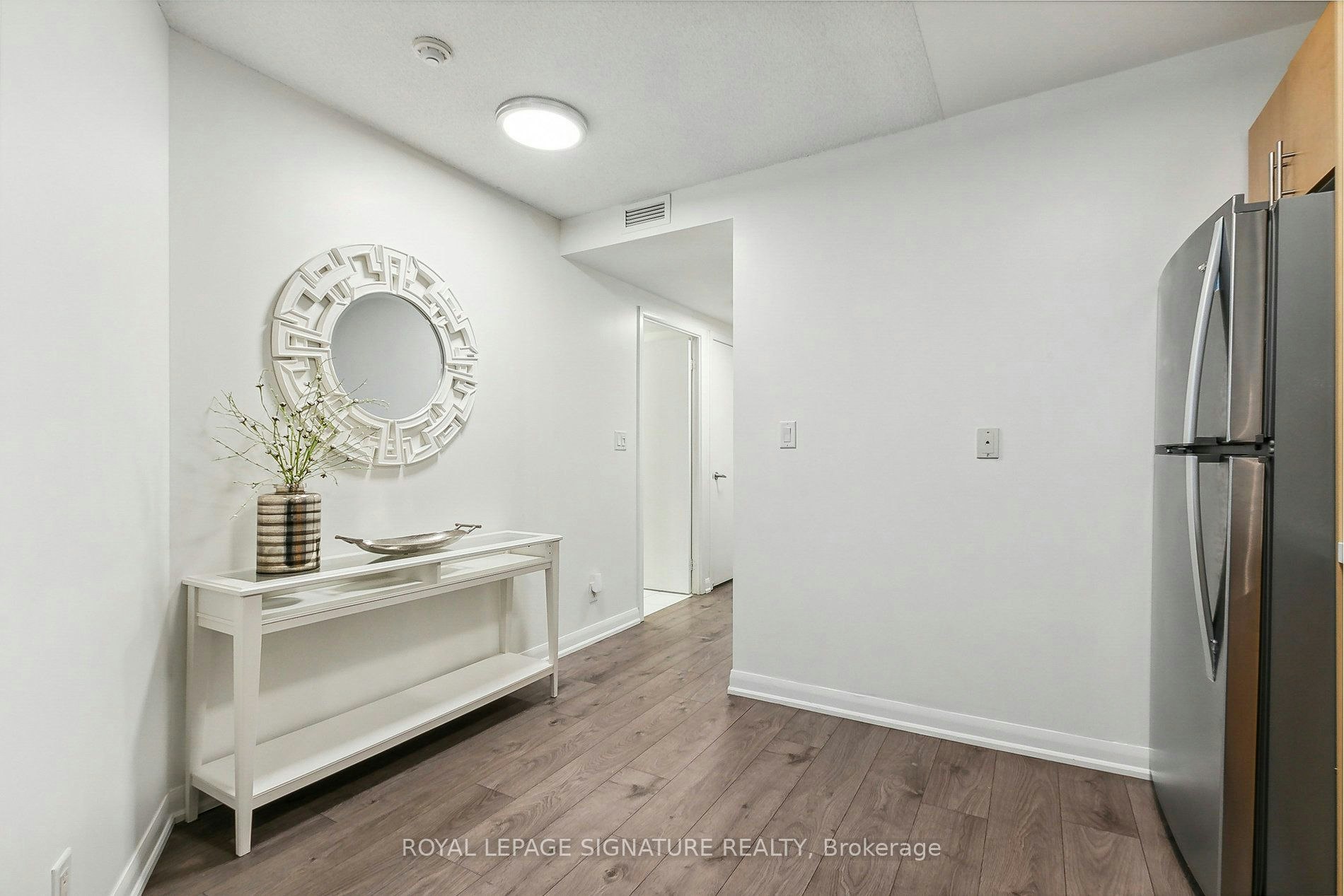304-600 Fleet Street, Toronto, ON, M5V 1B7 - 5
