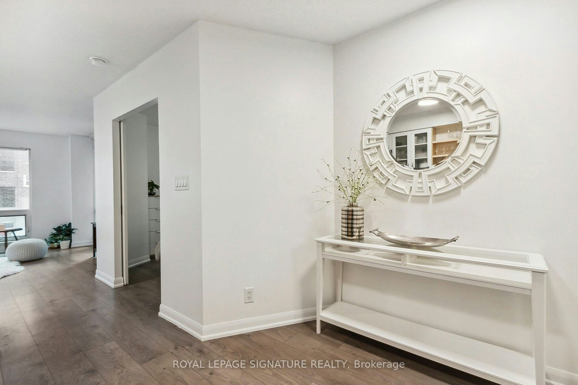 304-600 Fleet Street, Toronto, ON, M5V 1B7 - 4