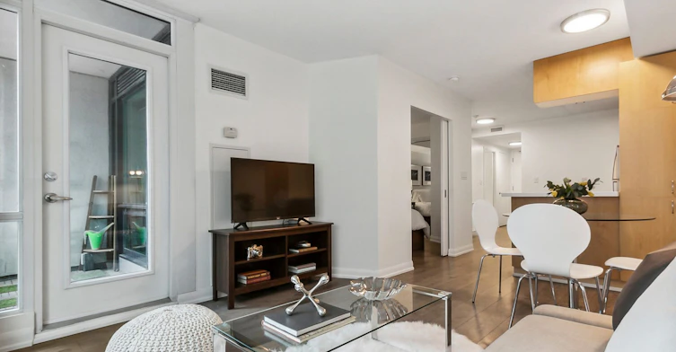 304-600 Fleet Street, Toronto, ON, M5V 1B7 - 18