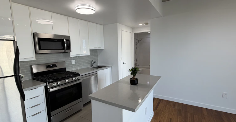 2408-281 Mutual Street, Toronto, ON, M4Y 3C4 - 2