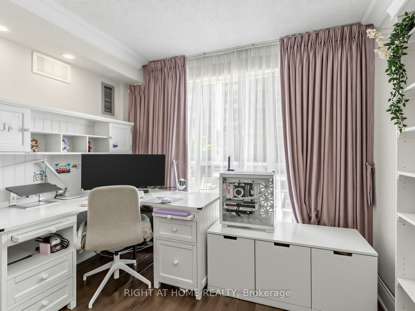 311-28 Hollywood Avenue, Toronto, ON, M2N 6S4 - 28
