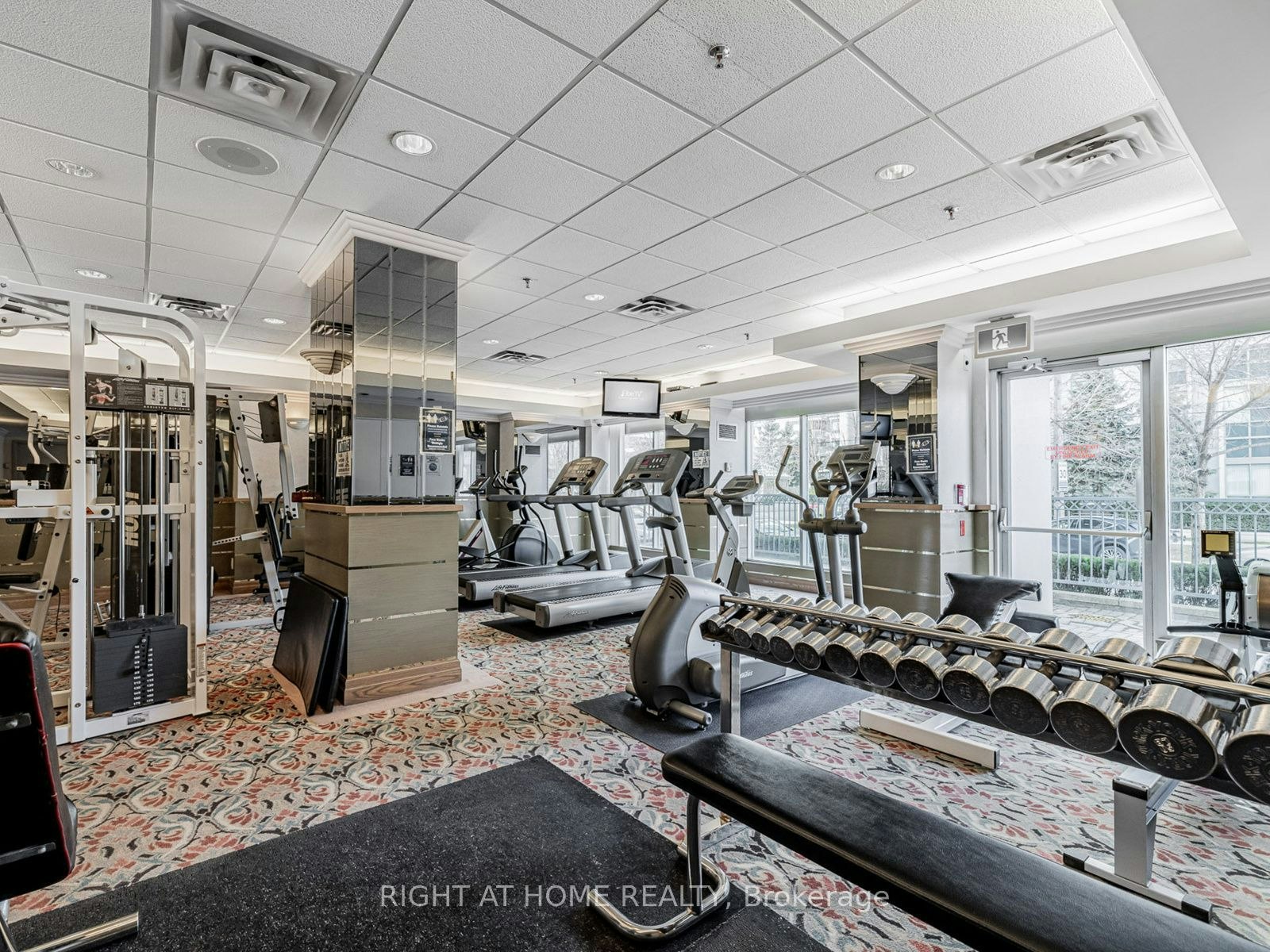 311-28 Hollywood Avenue, Toronto, ON, M2N 6S4 - 4