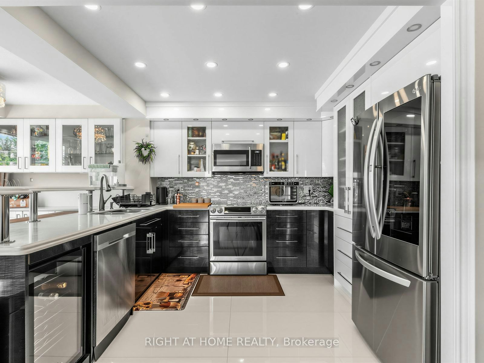 311-28 Hollywood Avenue, Toronto, ON, M2N 6S4 - 22