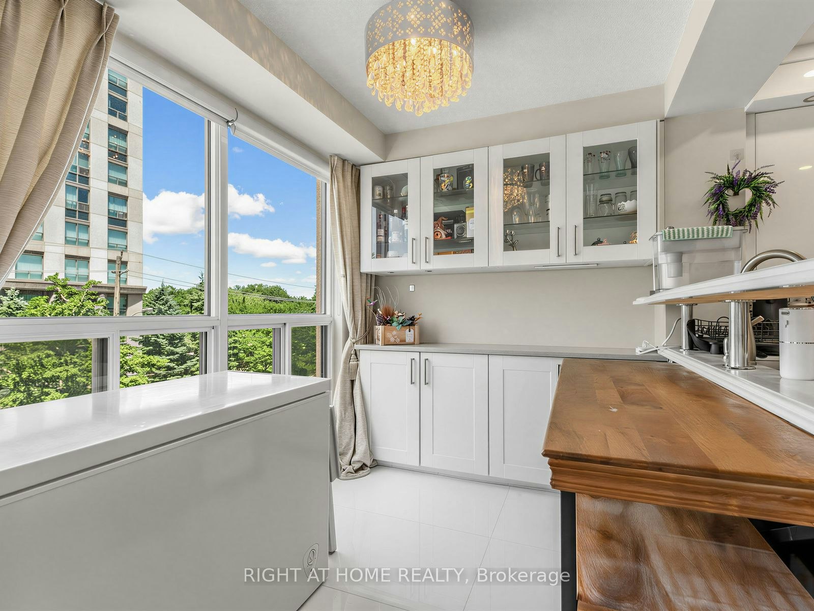 311-28 Hollywood Avenue, Toronto, ON, M2N 6S4 - 18