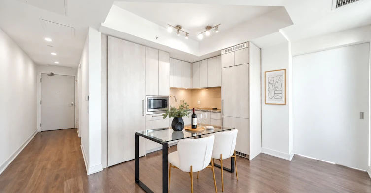 4808-115 Blue Jays Way, Toronto, ON, M5V 0N4 - 9