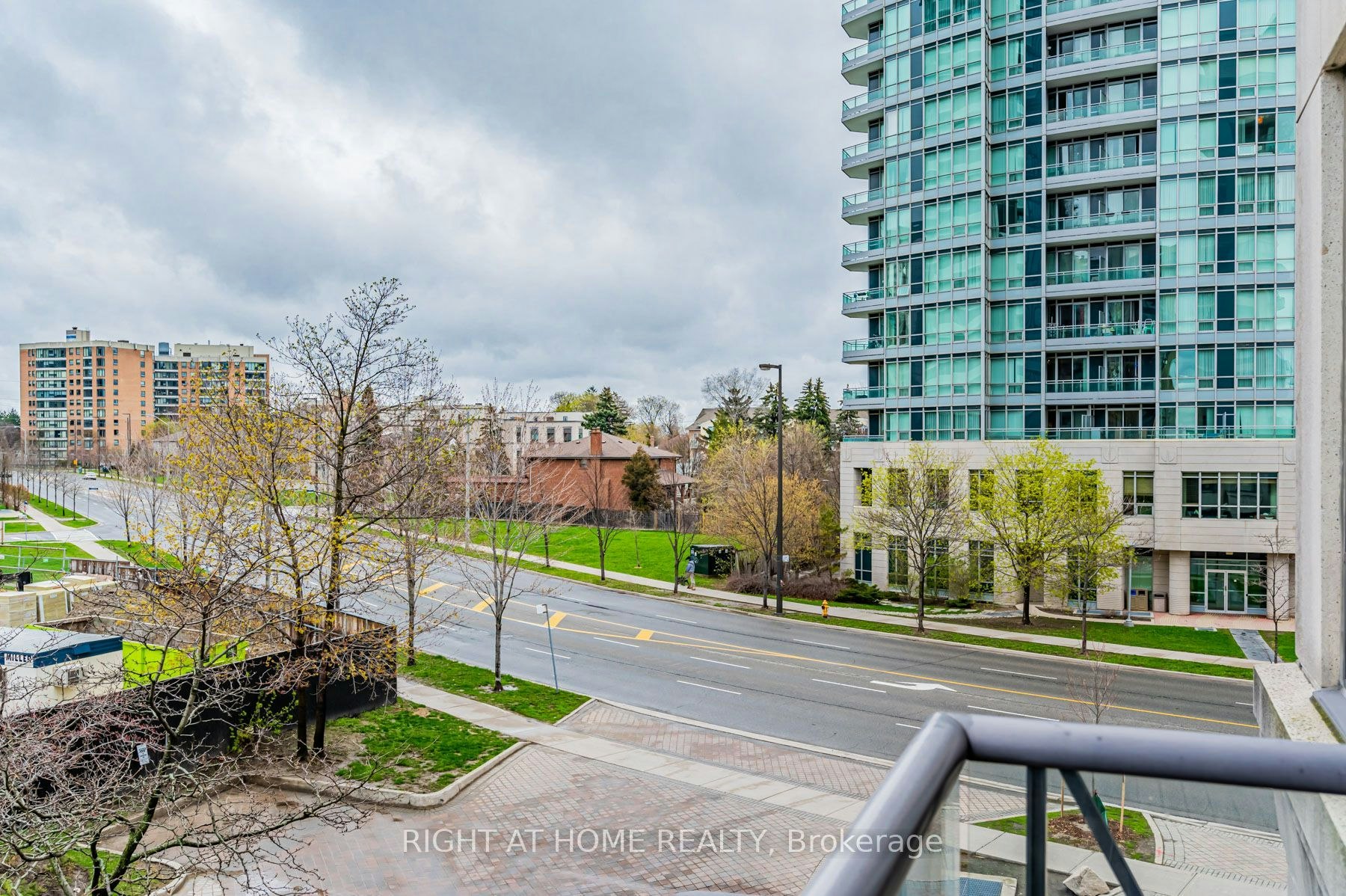 301-28 Byng Avenue, Toronto, ON, M2N 7H4 - 22
