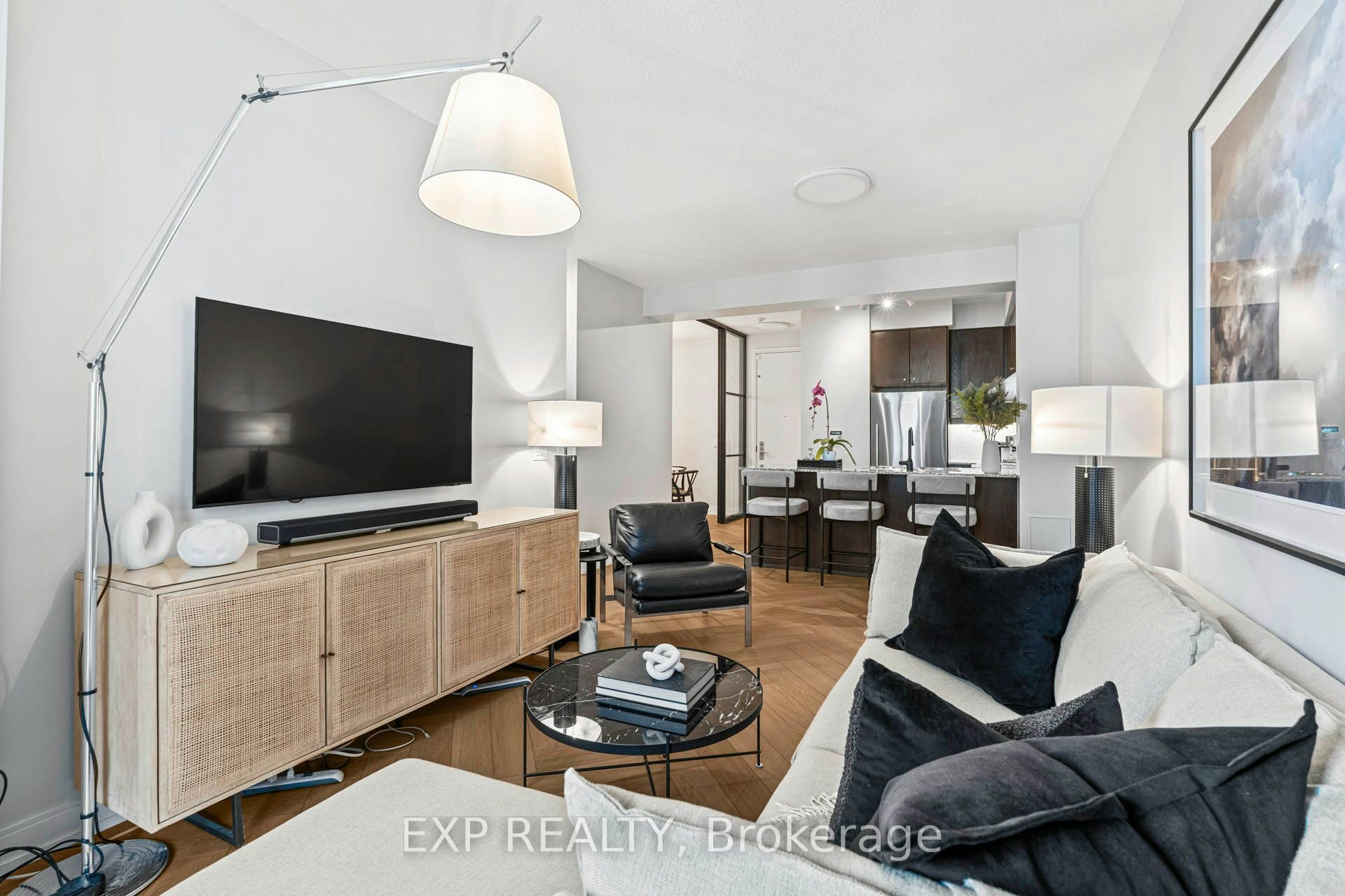604-38 The Esplanade Avenue, Toronto, ON, M5E 1A5 - 4