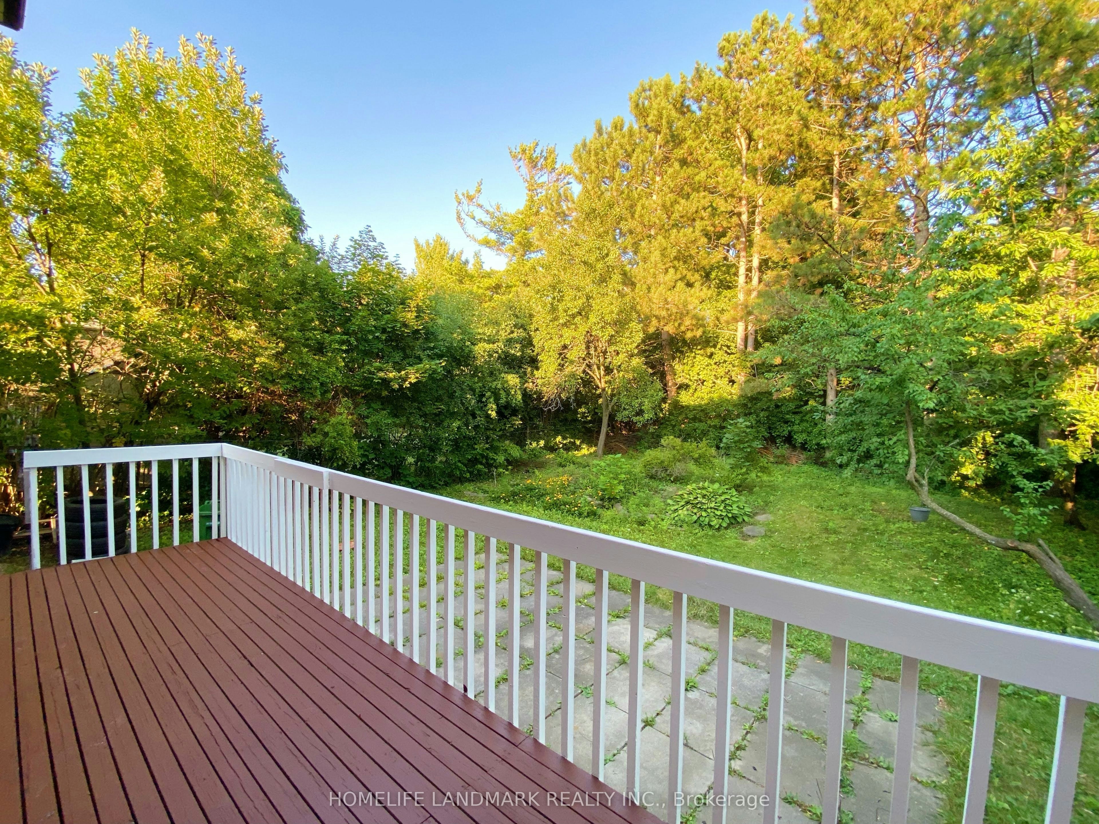 12 Lehar Crescent, Toronto, ON, M2H 1J5 - 14