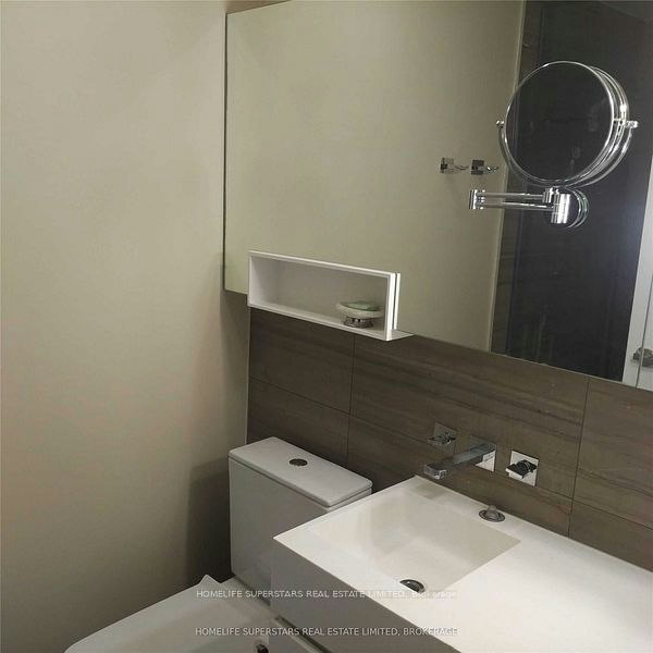 3908-45 Charles Street, Toronto, ON, M4Y 0B8 - 11