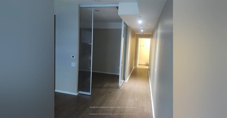 3908-45 Charles Street, Toronto, ON, M4Y 0B8 - 8
