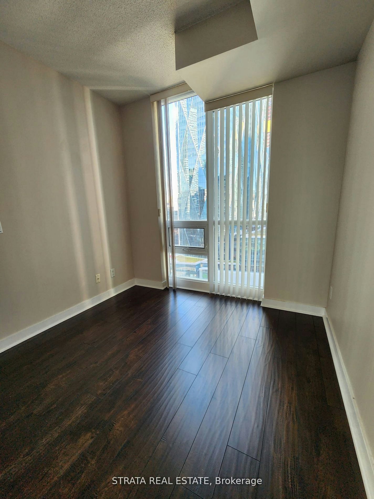 2101-12 Yonge Street, Toronto, ON, M5E 1Z9 - 9