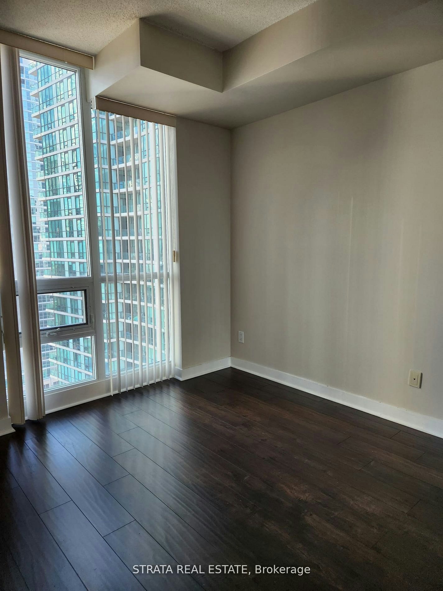 2101-12 Yonge Street, Toronto, ON, M5E 1Z9 - 8