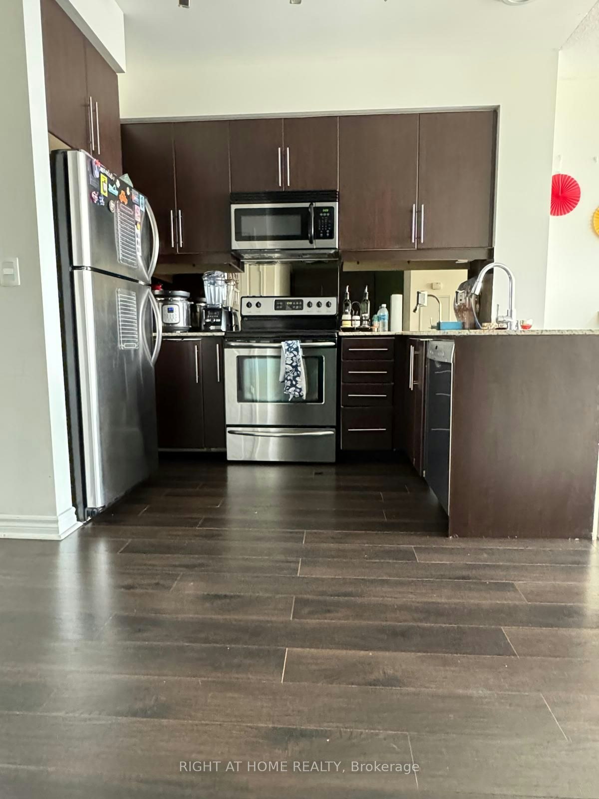 806-2885 Bayview Avenue, Toronto, ON, M2K 0A3 - 2