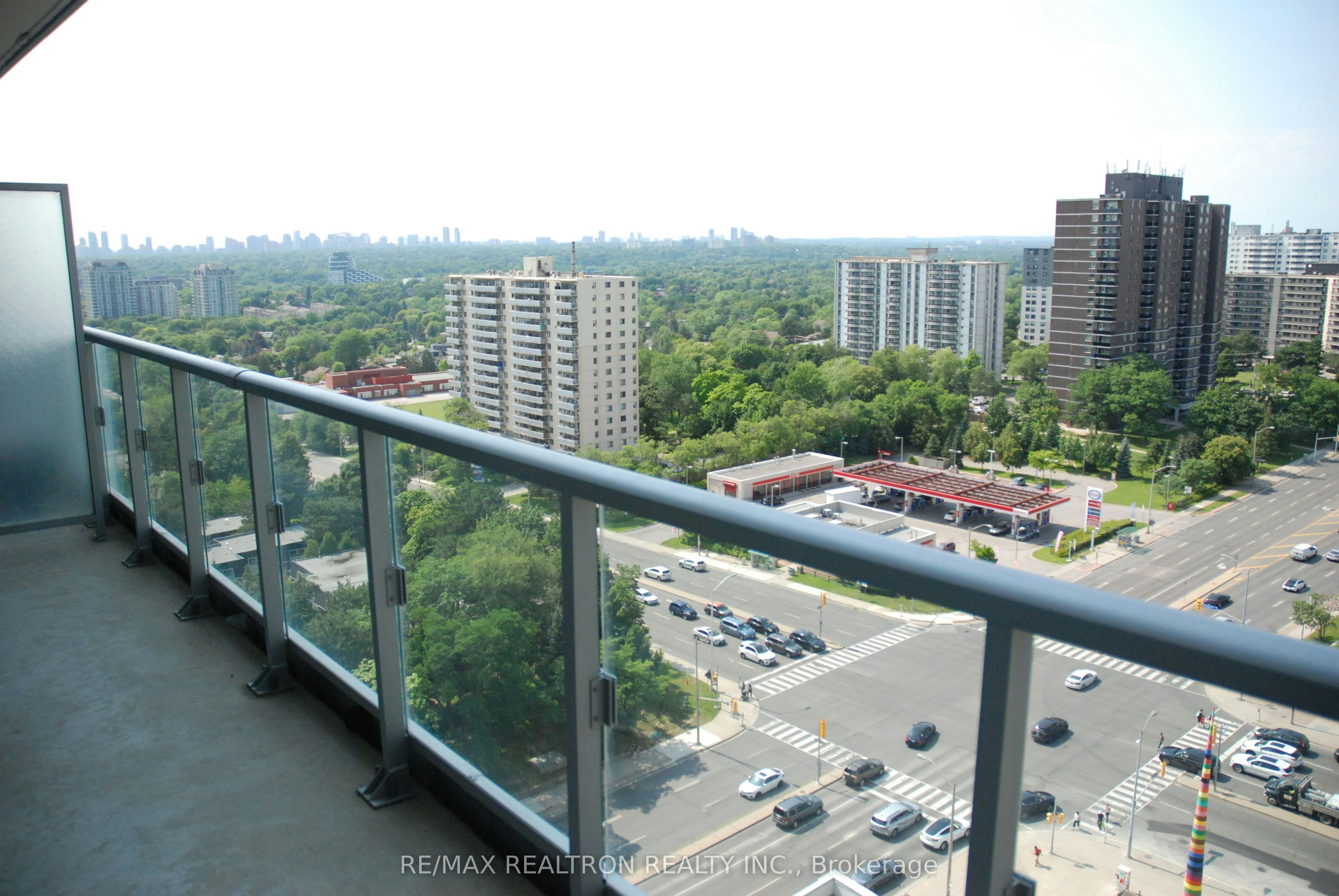 1304-66 Forest Manor Road, Toronto, ON, M2J 0B7 - 14