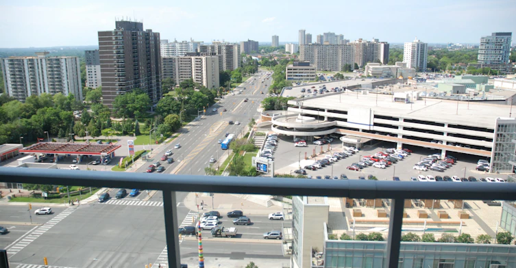 1304-66 Forest Manor Road, Toronto, ON, M2J 0B7 - 16