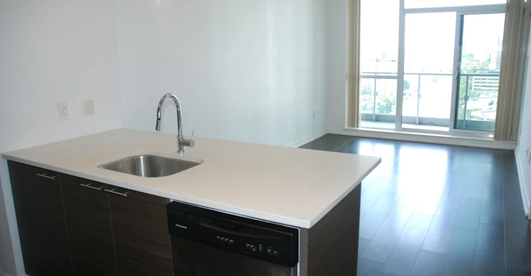 1304-66 Forest Manor Road, Toronto, ON, M2J 0B7 - 5
