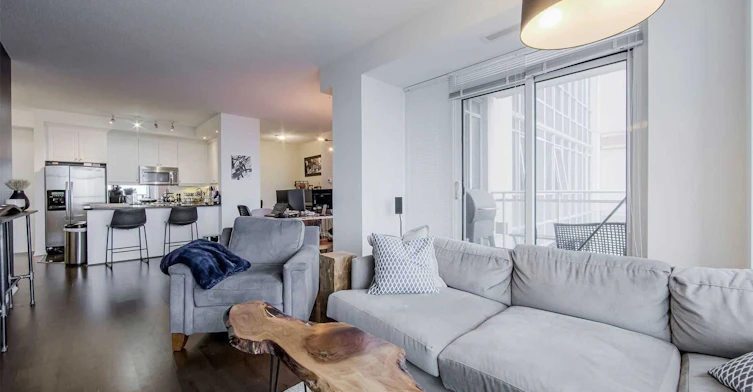 812-628 Fleet Street, Toronto, ON, M5V 1A8 - 17