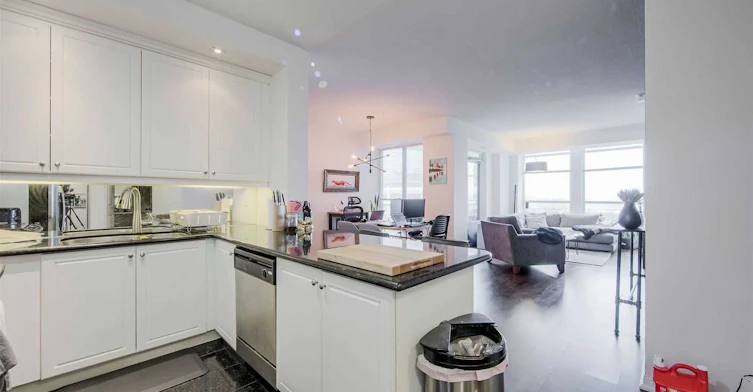 812-628 Fleet Street, Toronto, ON, M5V 1A8 - 7