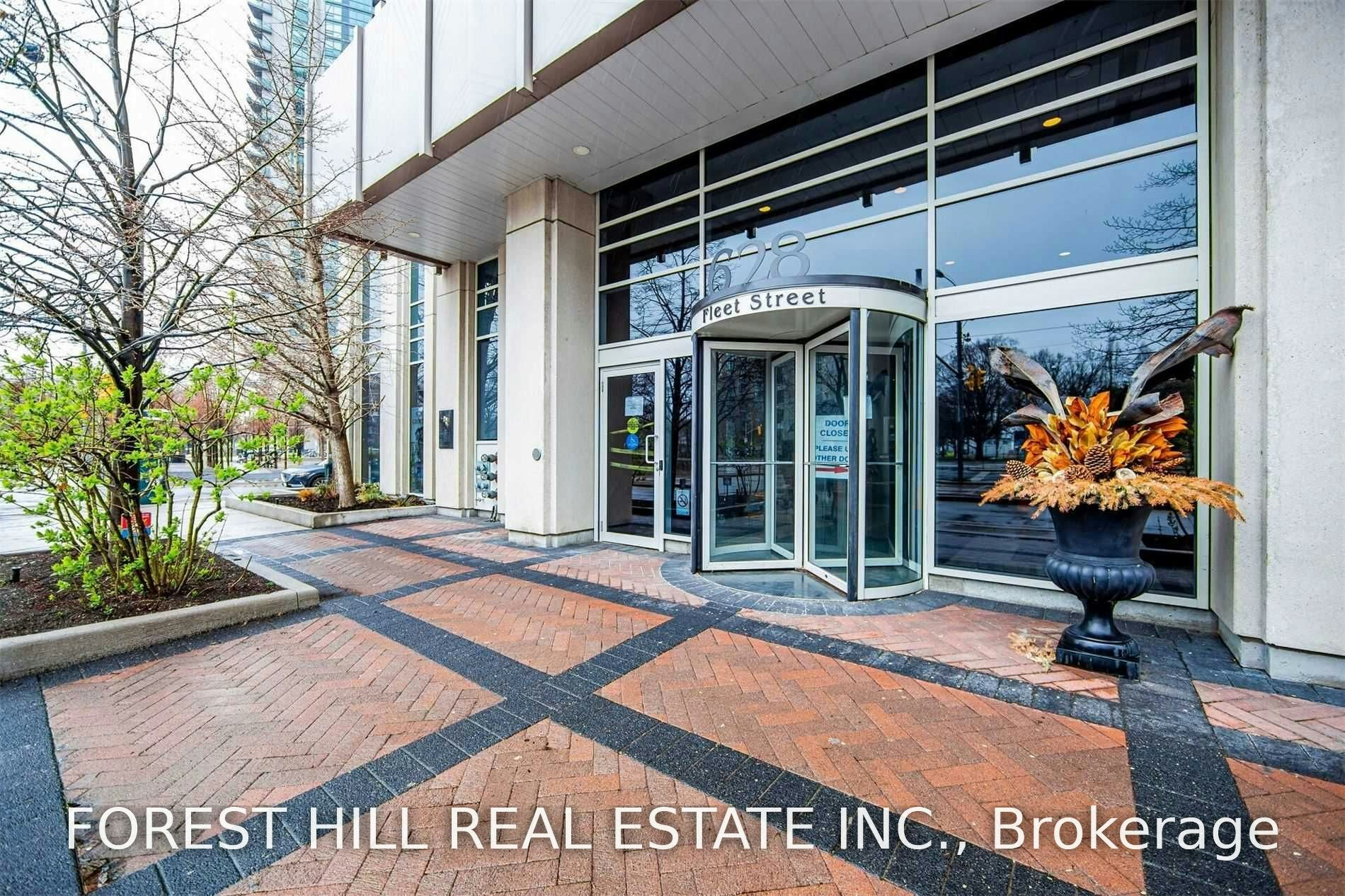 812-628 Fleet Street, Toronto, ON, M5V 1A8 - 3