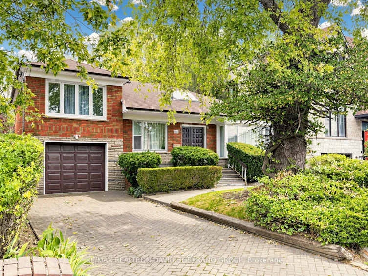108 York Downs Drive, Toronto, ON, M3H 2G7