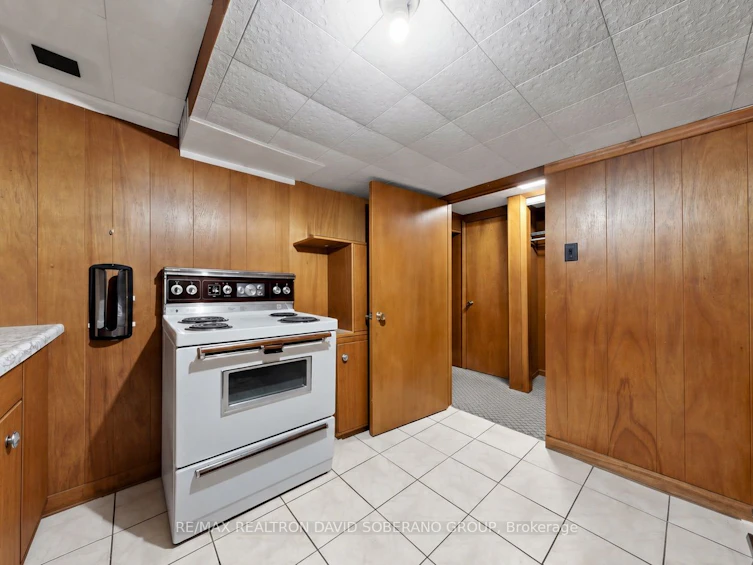 108 York Downs Drive, Toronto, ON, M3H 2G7 - 26