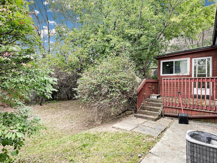 108 York Downs Drive, Toronto, ON, M3H 2G7 - 33