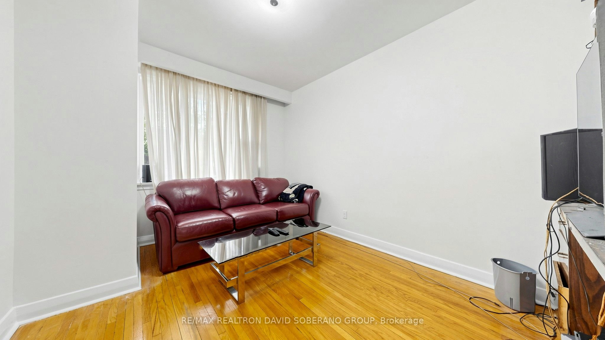 108 York Downs Drive, Toronto, ON, M3H 2G7 - 12