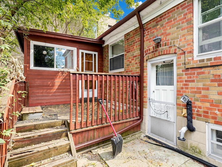 108 York Downs Drive, Toronto, ON, M3H 2G7 - 35