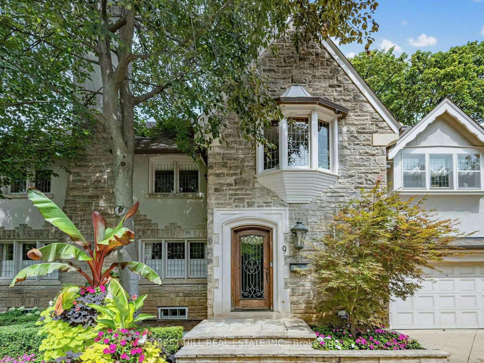 9 Ormsby Crescent, Toronto, ON, M5P 2V2