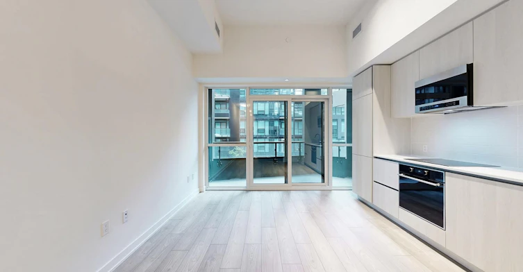 411-110 Broadway Avenue S, Toronto, ON, M4P 1V7 - 2