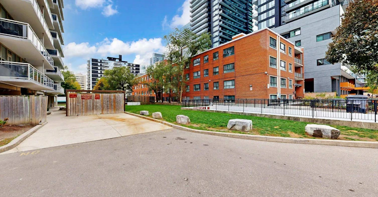411-110 Broadway Avenue S, Toronto, ON, M4P 1V7 - 26