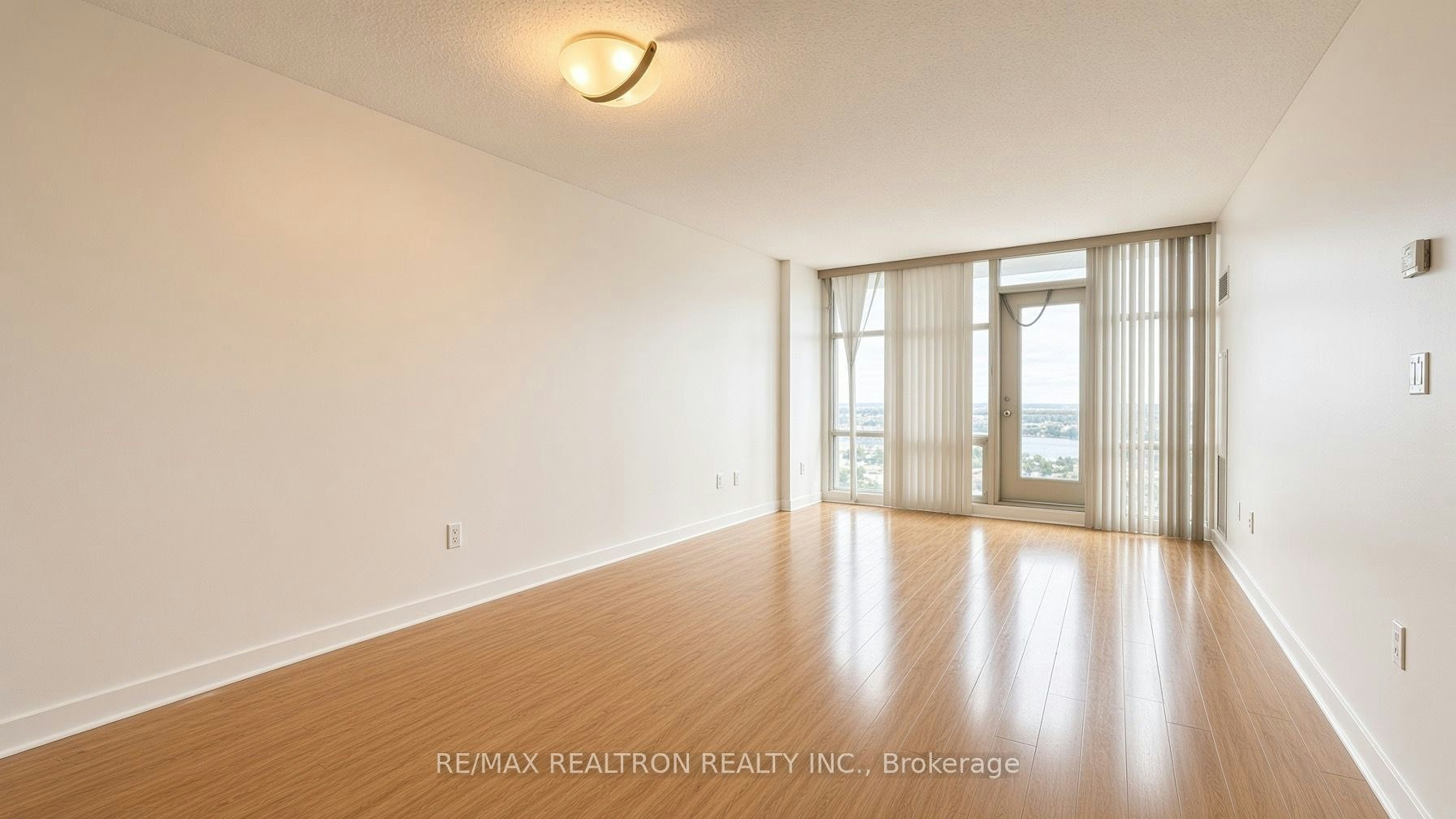 3111-10 Navy Wharf Court, Toronto, ON, M5V 3V2 - 8