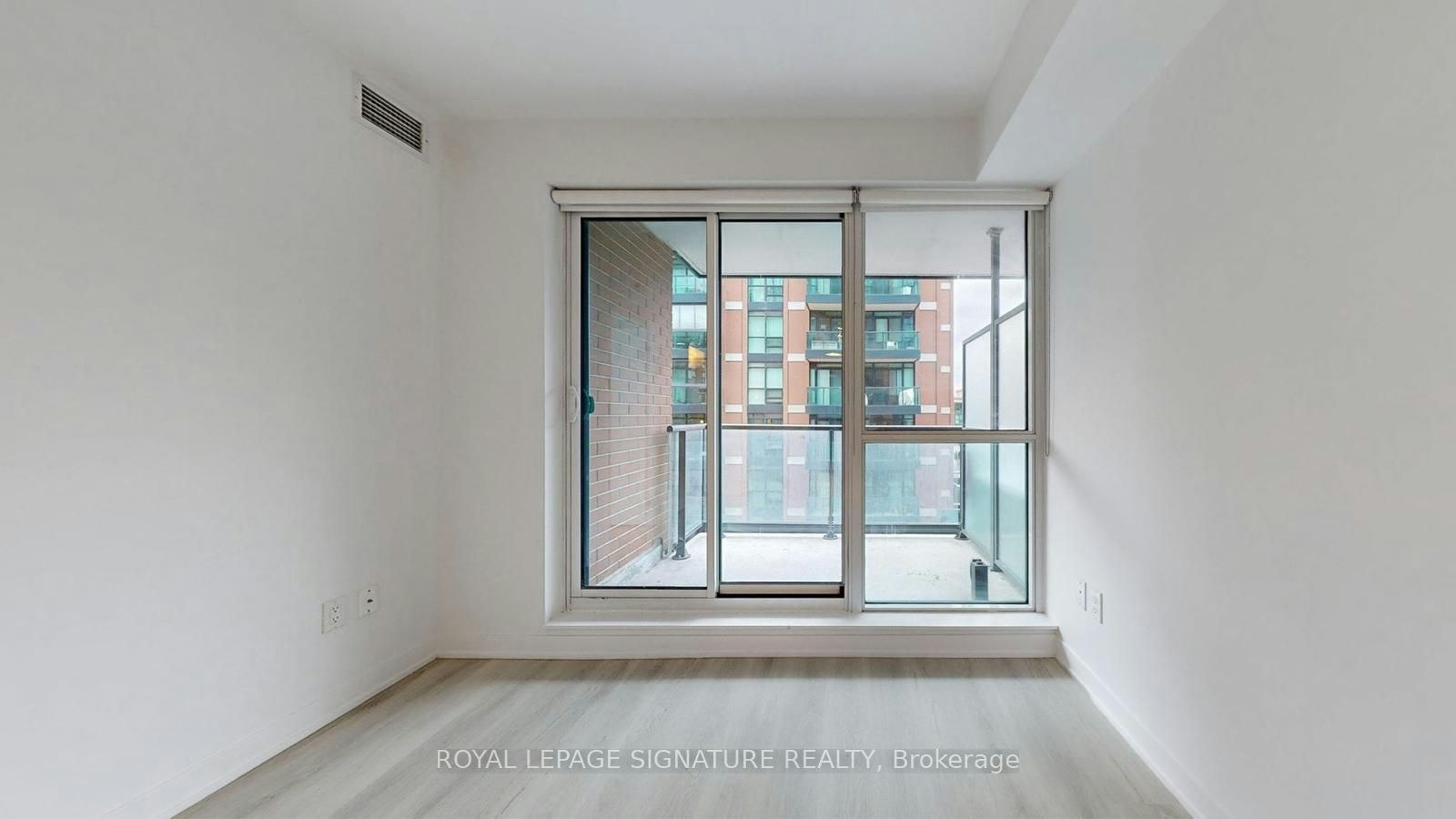 543-31 Tippett Road, Toronto, ON, M3H 0C8 - 8