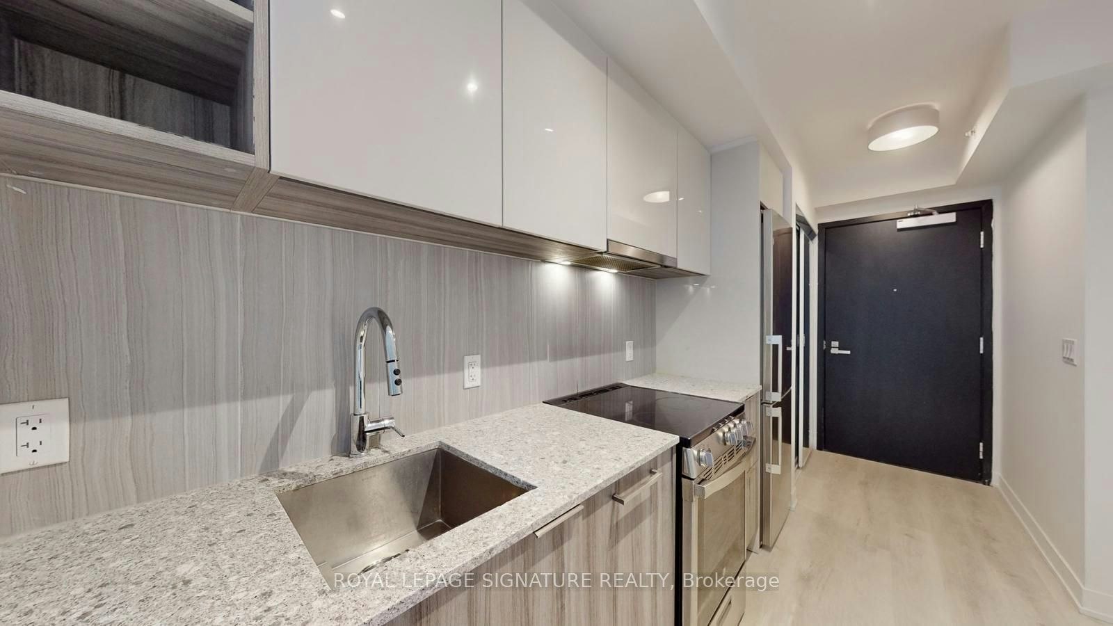 543-31 Tippett Road, Toronto, ON, M3H 0C8 - 6