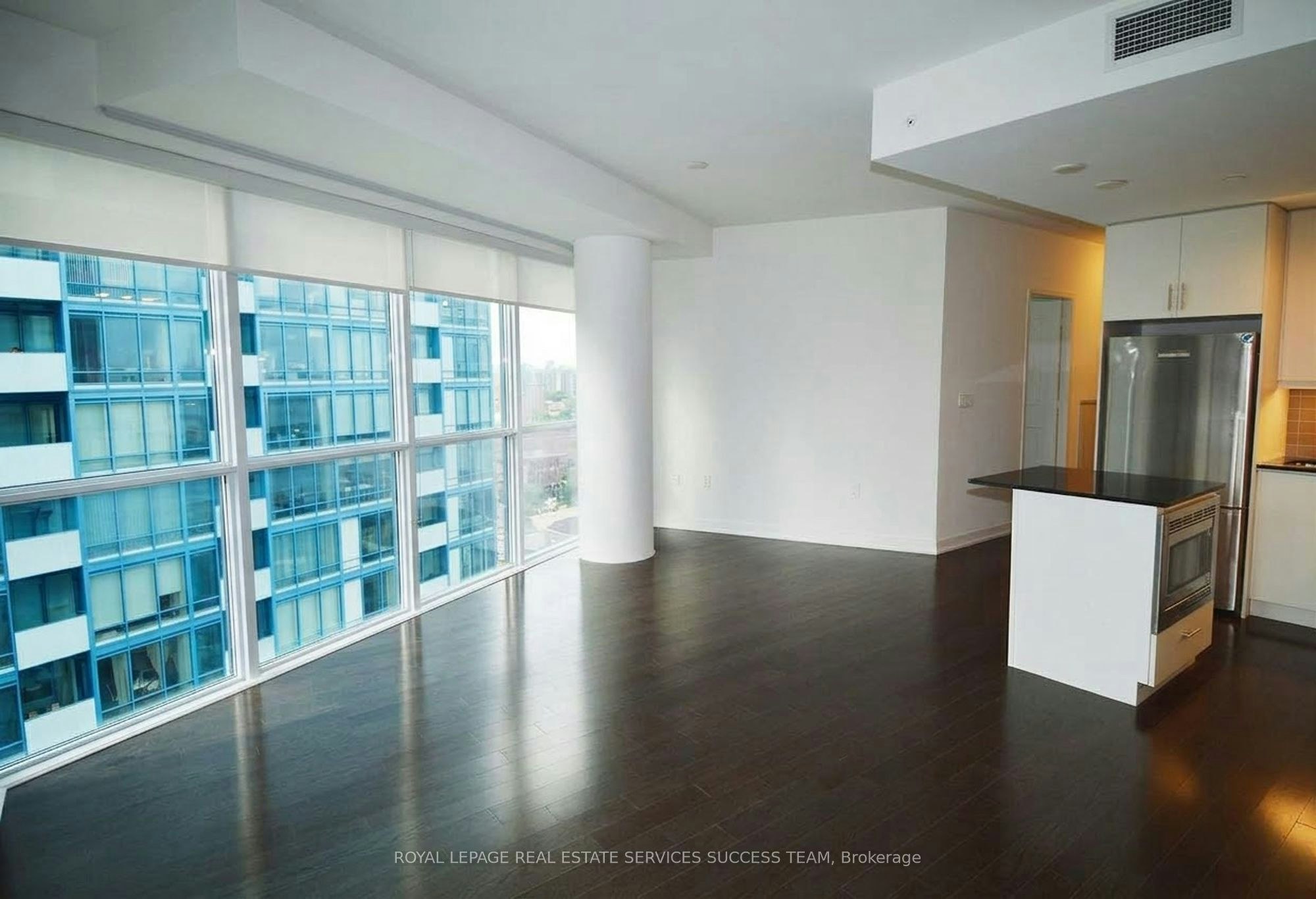 2004-1 The Esplanade N/A, Toronto, ON, M5E 0A8 - 2