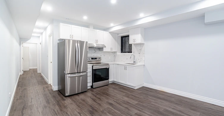 Basmt-581 Crawford Street, Toronto, ON, M6G 3K1 - 11