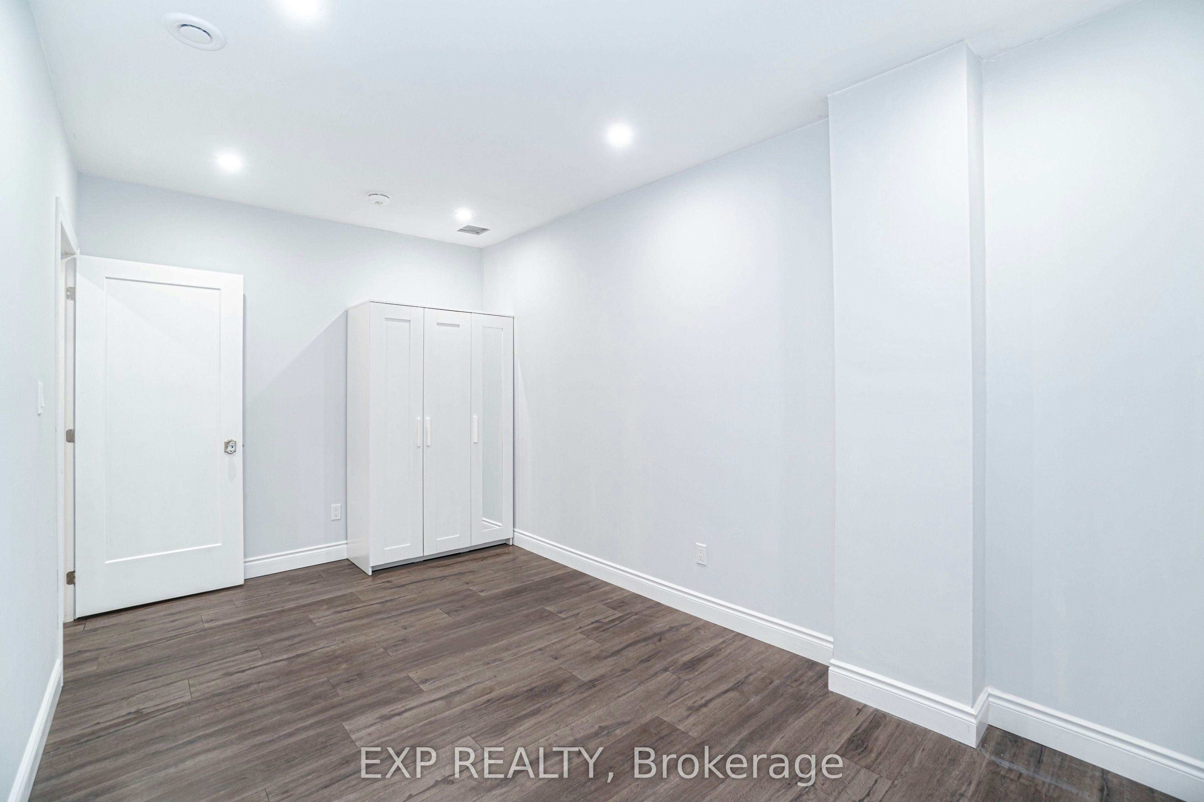 Basmt-581 Crawford Street, Toronto, ON, M6G 3K1 - 13