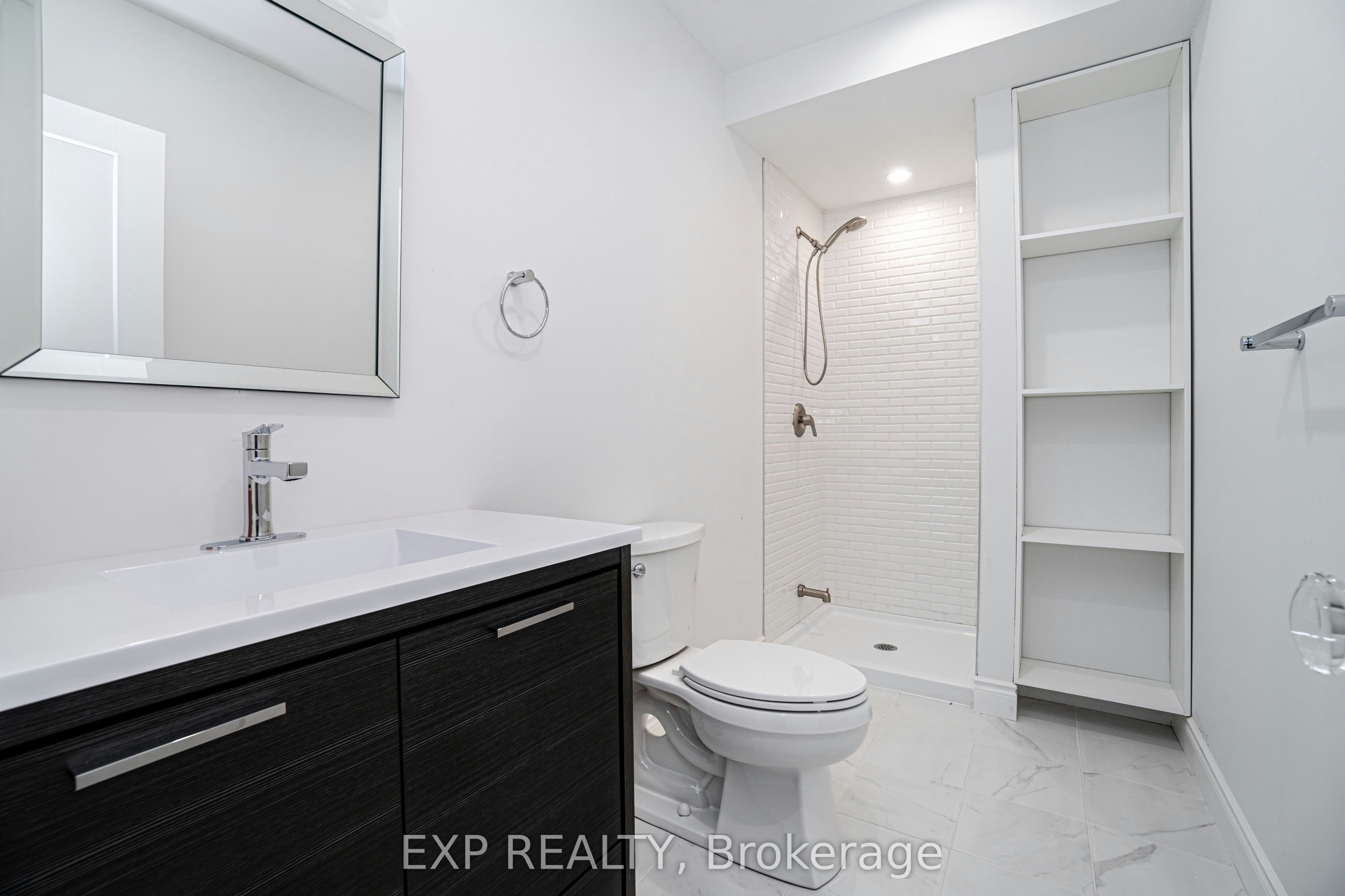 Basmt-581 Crawford Street, Toronto, ON, M6G 3K1 - 16