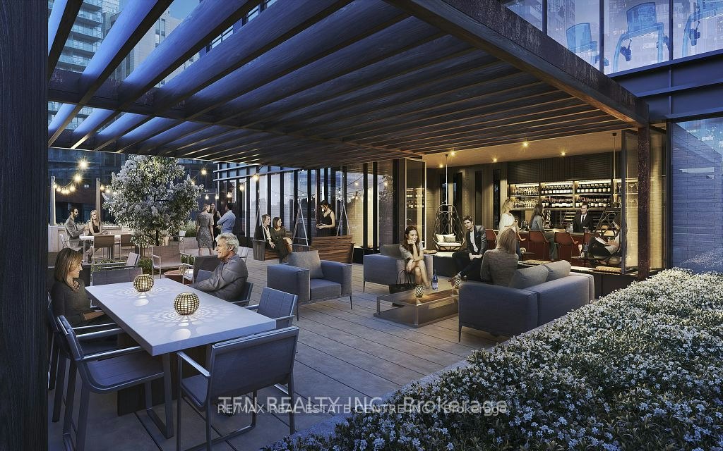 1808-327 King Street, Toronto, ON, M5V 0W7 - 2