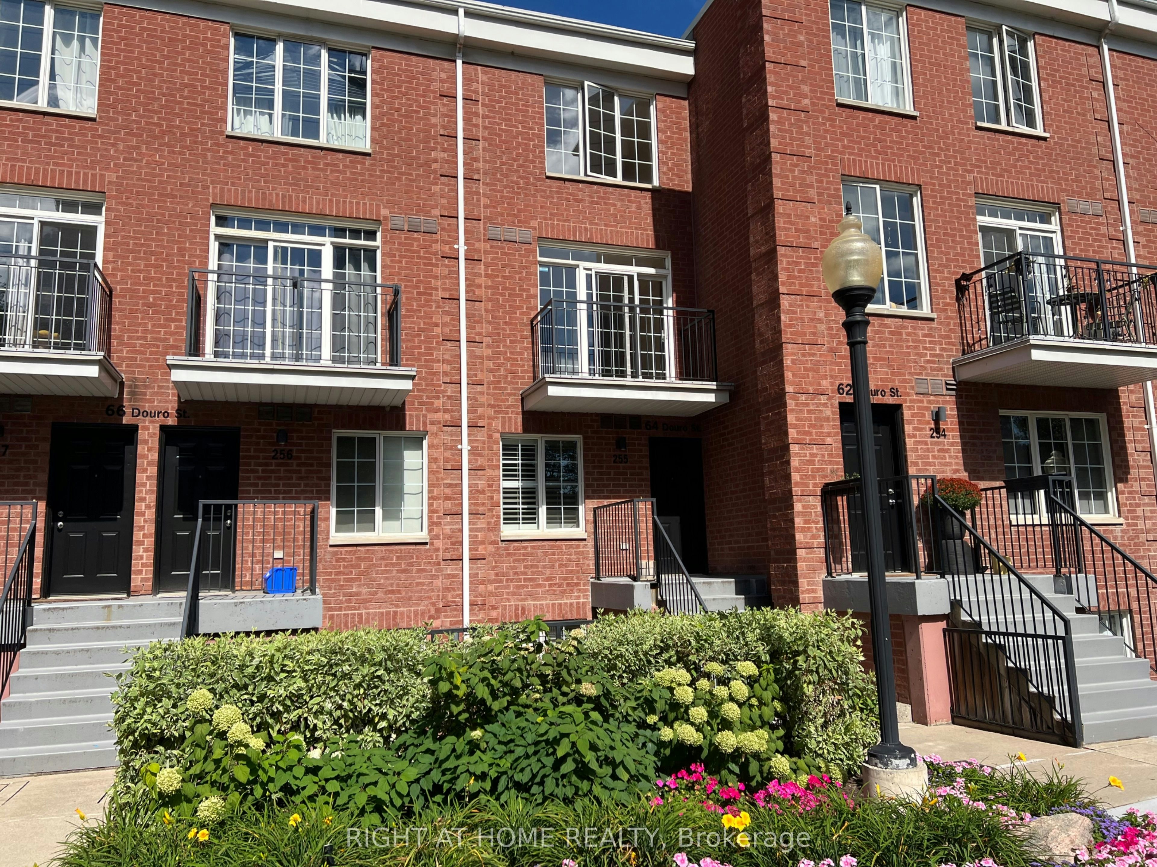255-64 Douro Street, Toronto, ON, M6K 3N4