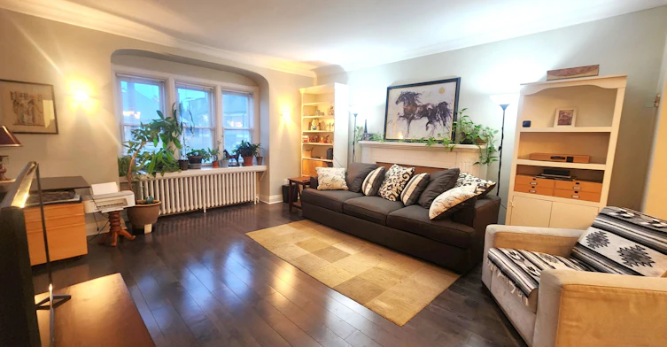 Upper-1227 Avenue Road, Toronto, ON, M5N 2G5