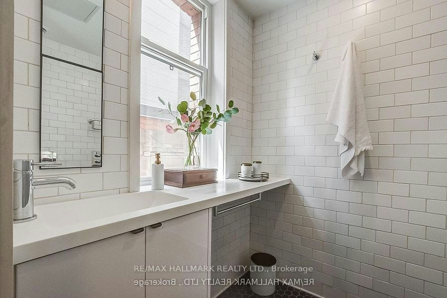 2B-795 College Street, Toronto, ON, M6G 1C7 - 13