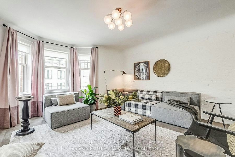 2B-795 College Street, Toronto, ON, M6G 1C7 - 2