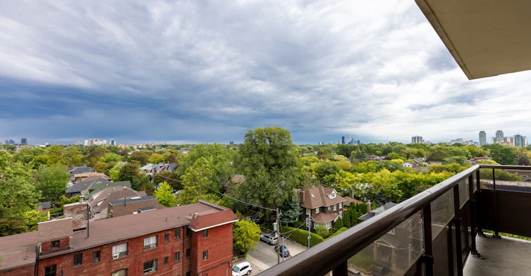 902-161 Oakwood Avenue, Toronto, ON, M6E 2V2 - 16