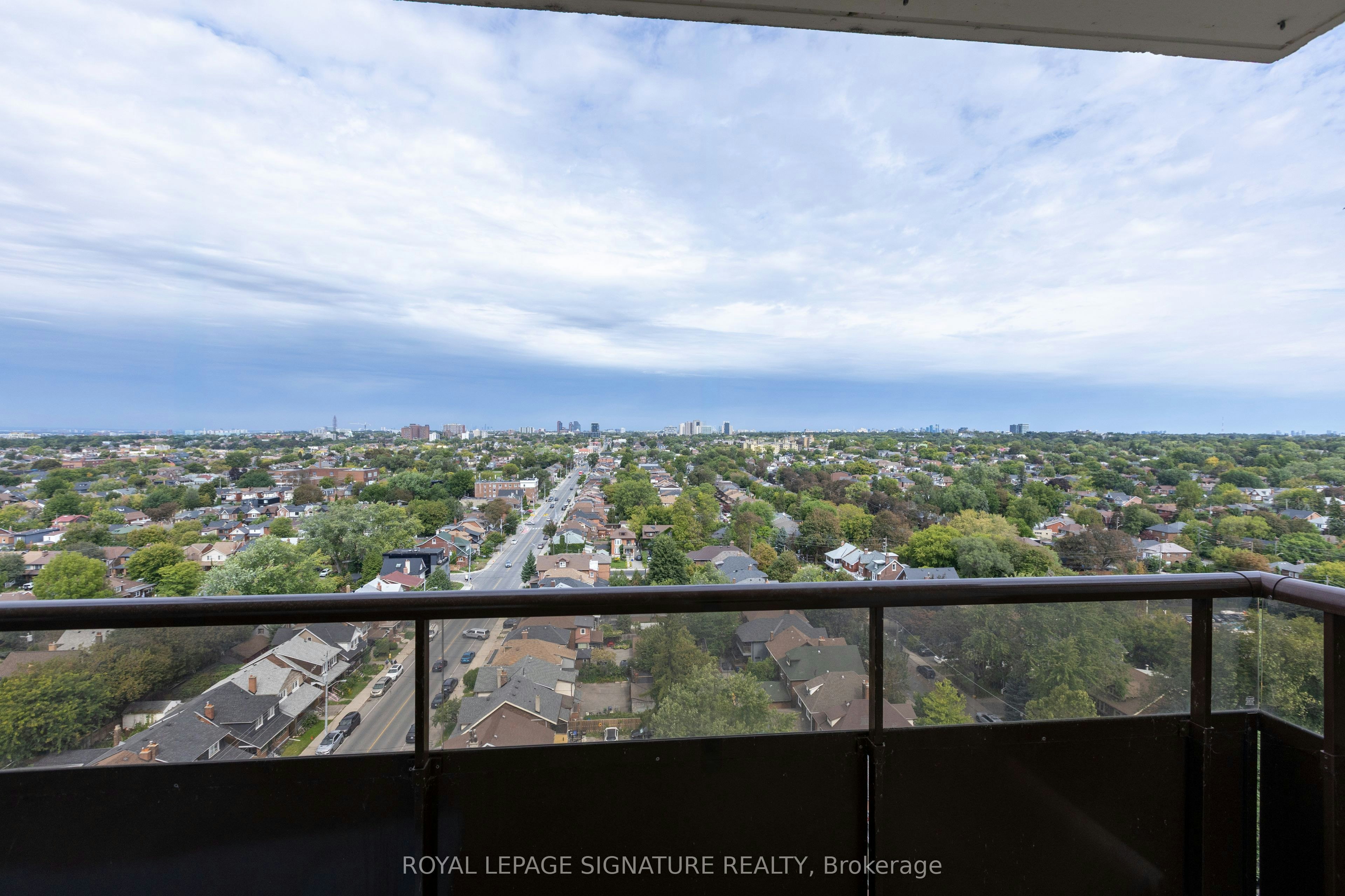 1808-161 Oakwood Avenue, Toronto, ON, M6E 2V2 - 12