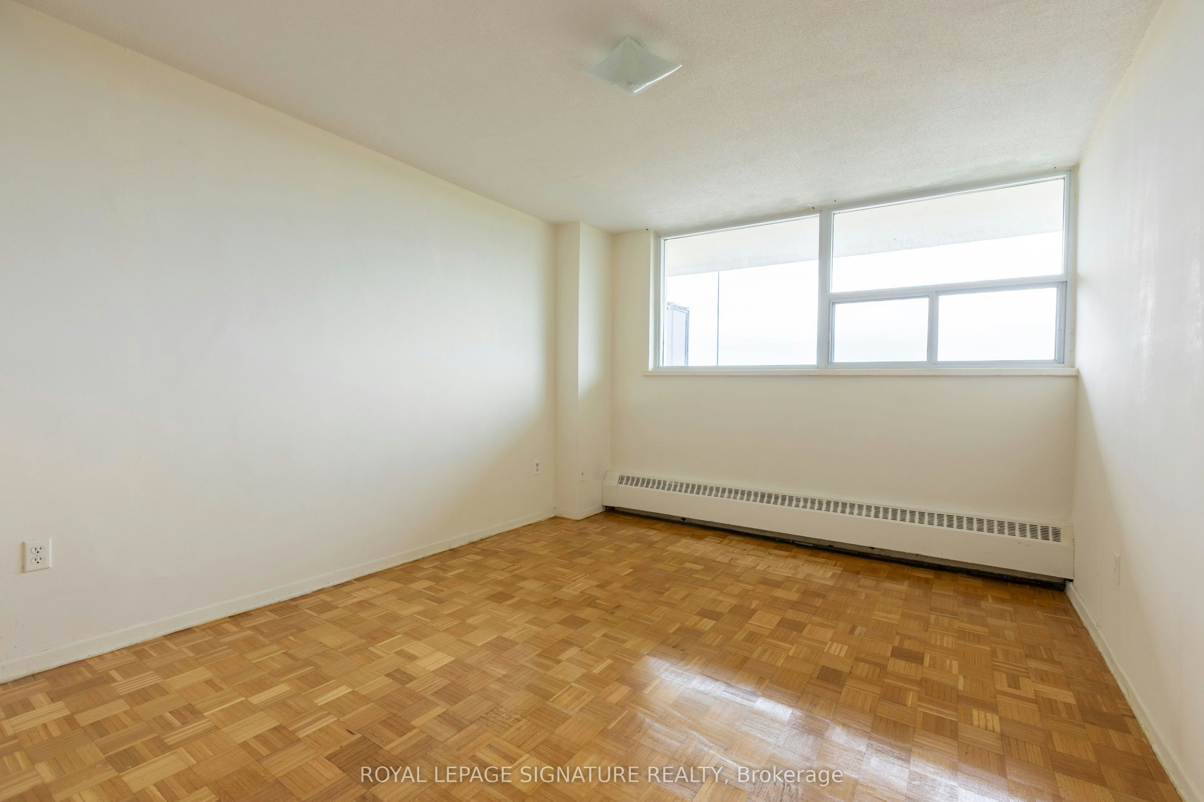 1808-161 Oakwood Avenue, Toronto, ON, M6E 2V2 - 8