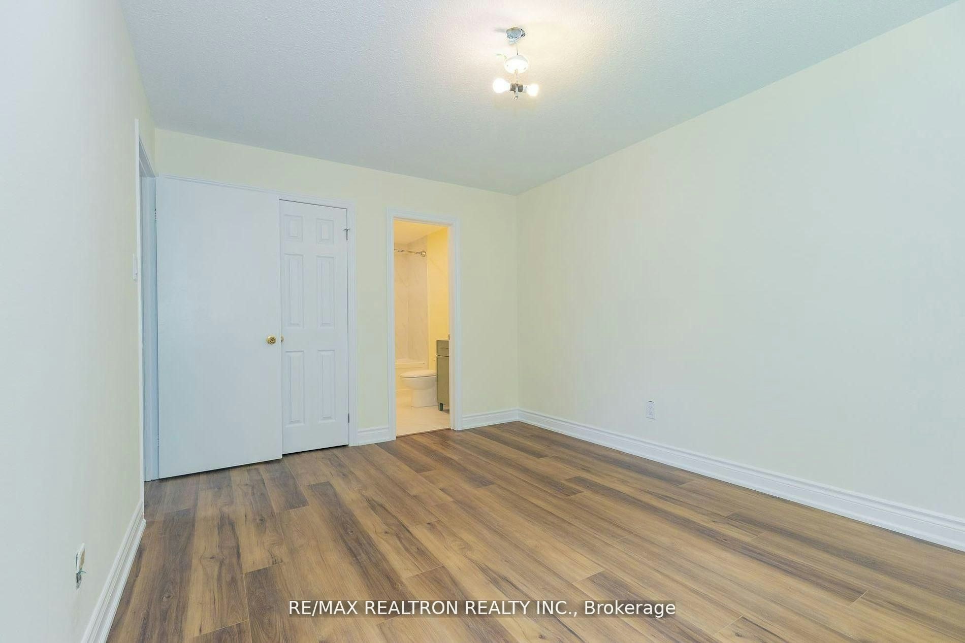 Upper-129 Sexton Crescent, Toronto, ON, M2H 2L7 - 12