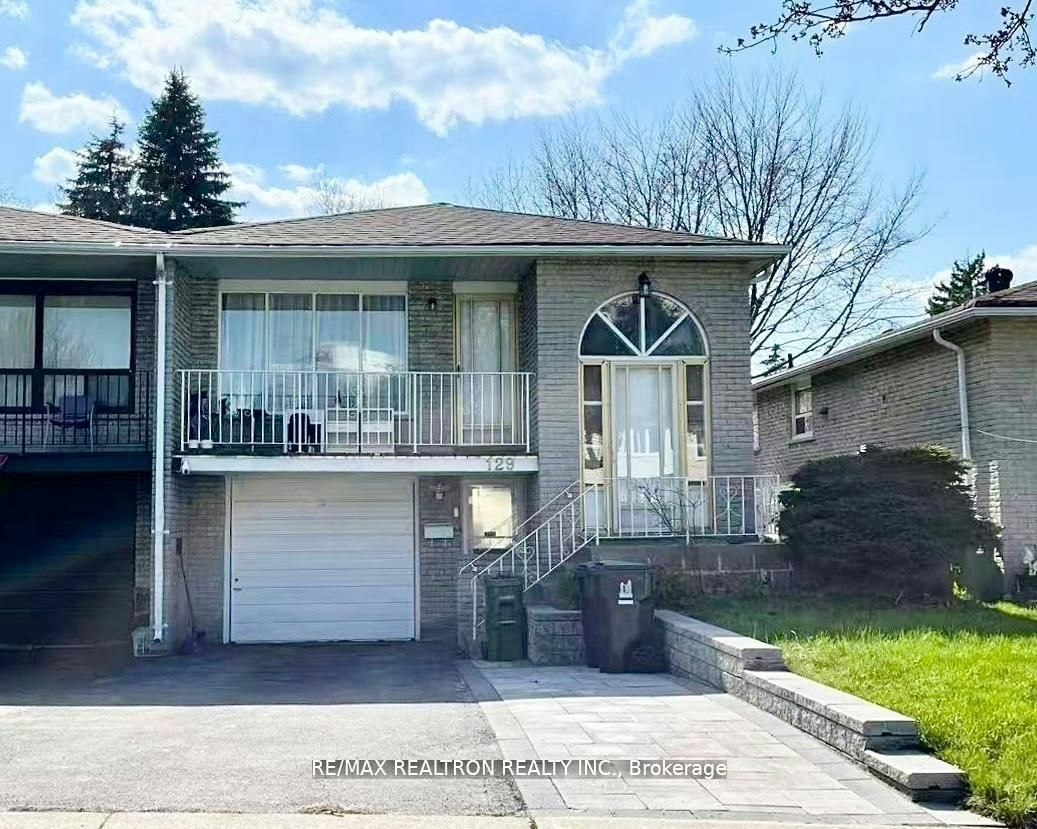 Upper-129 Sexton Crescent, Toronto, ON, M2H 2L7